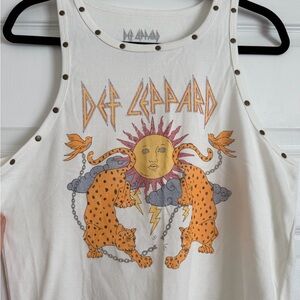 Def Leppard Graphic Tank Top